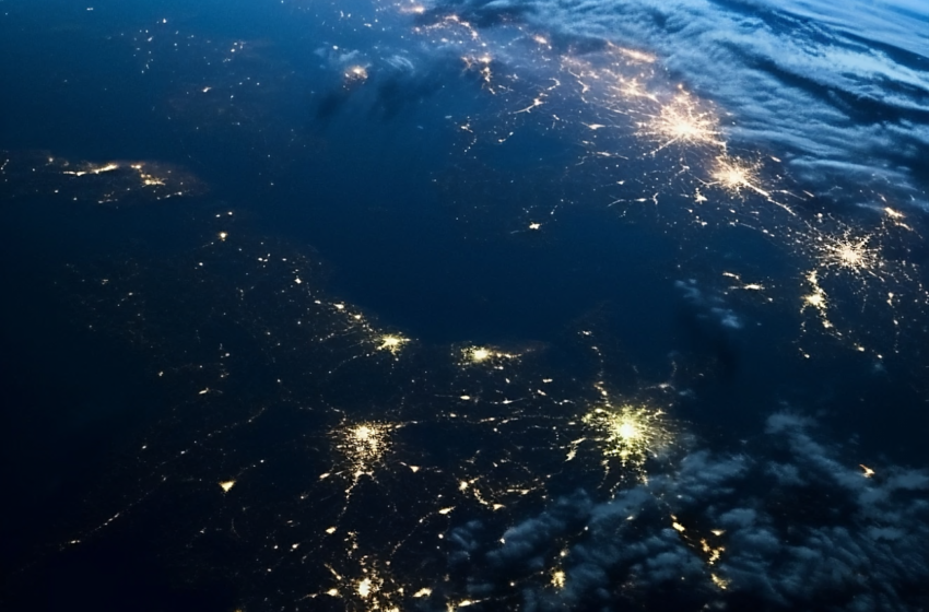  Space Technologies for Sustainable Future: From Smart Cities to Disaster Management