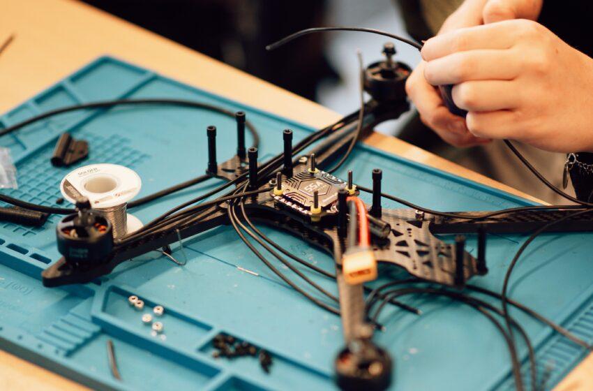  DroneAid Hosts FPV Drone Assembly Workshop at the EUDIS Defence Hackathon Netherlands 2026